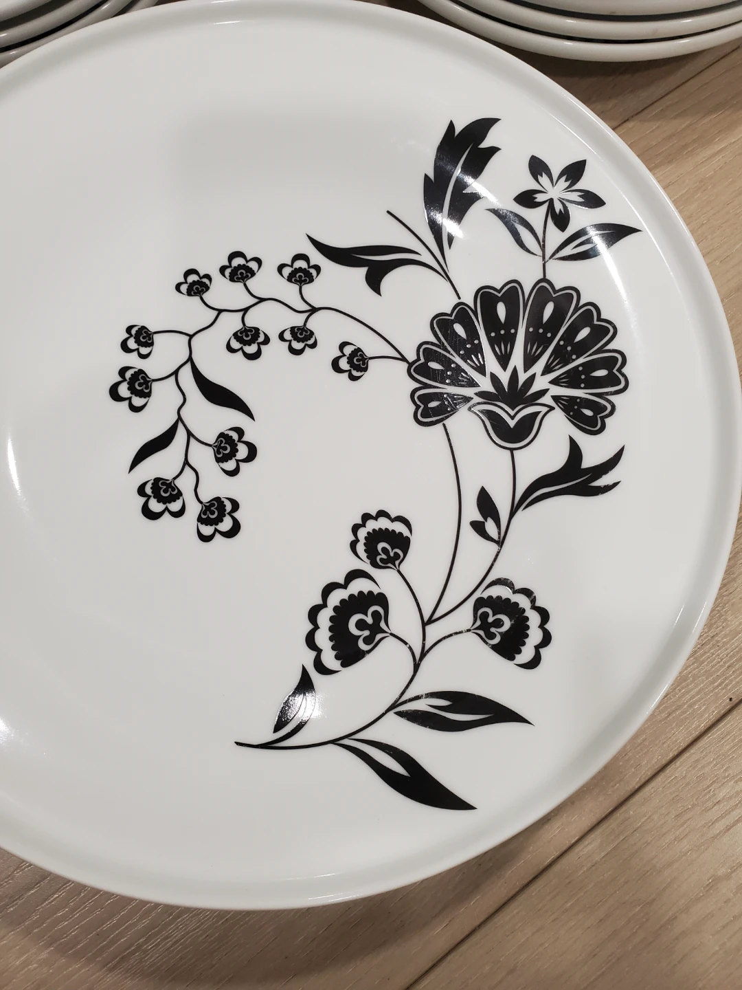 Cordon Bleu BIA Set of 12 Plates - photo 3
