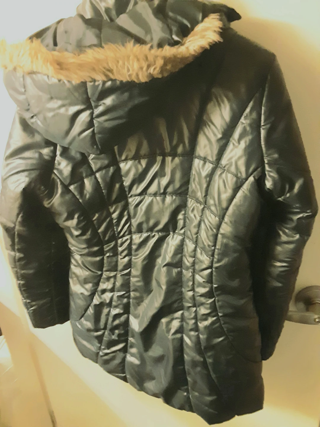 Esmara Black Puffer Jacket Size 38 - photo 2