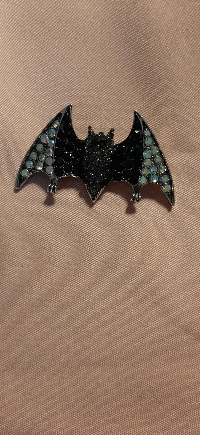 Black & silver Tone Bat Brooch.