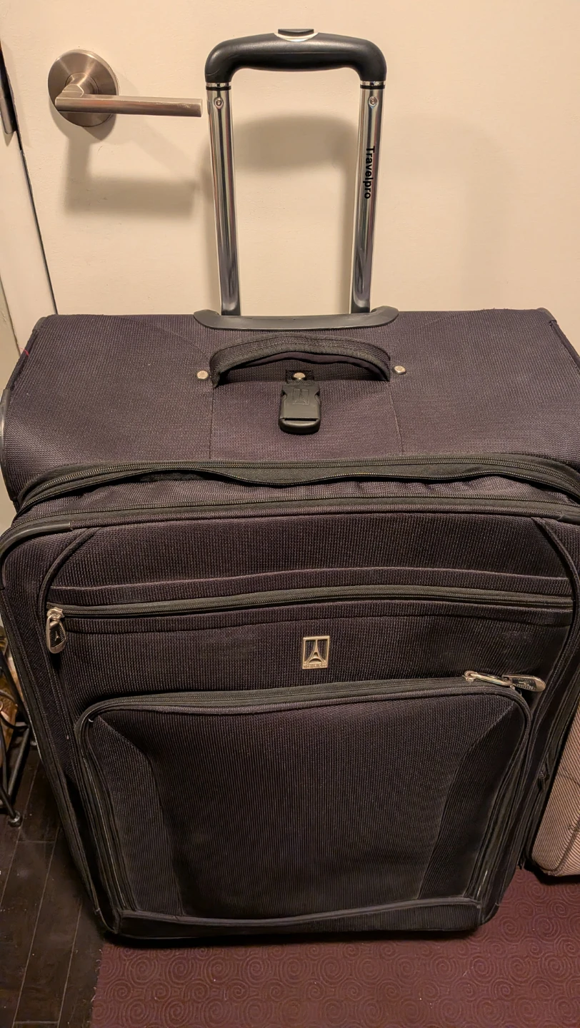 Travelpro Large Black  Spinner 32", Brown 25" Suitcase - photo 2