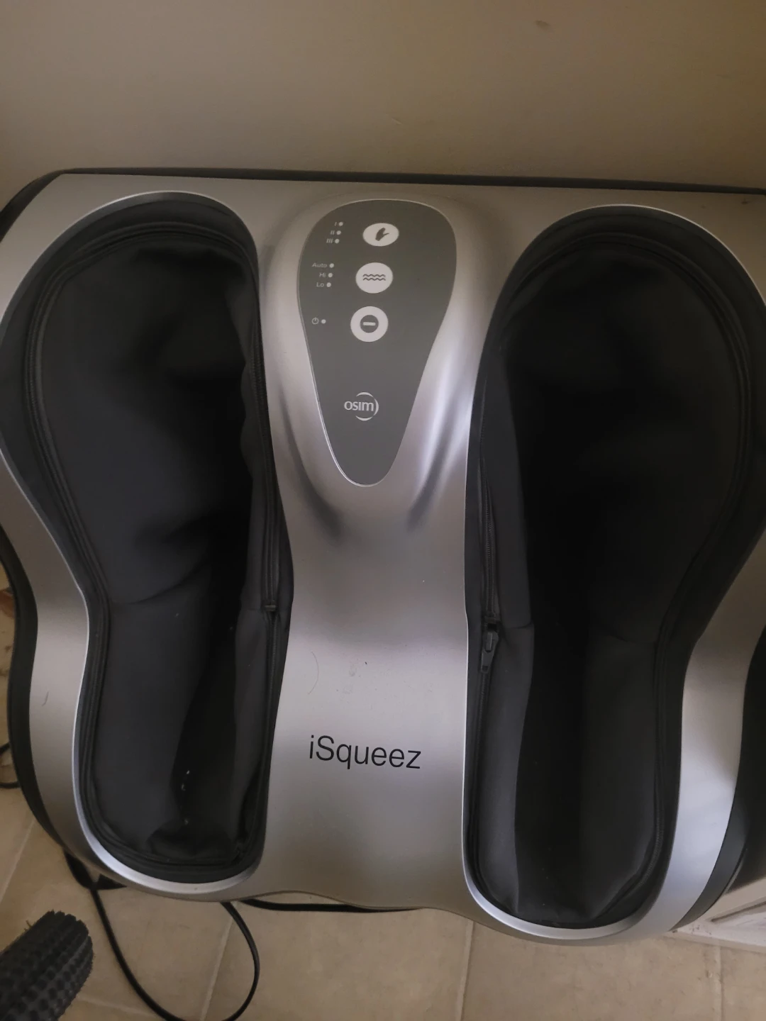 OSIM iSqueez Leg Massager