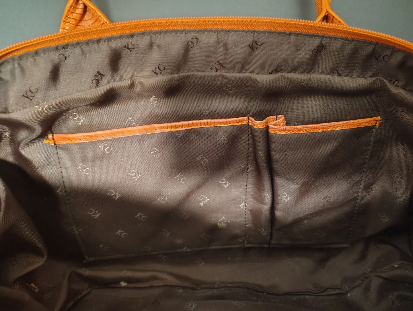 Kenneth Cole East meets West Handbag - photo 4