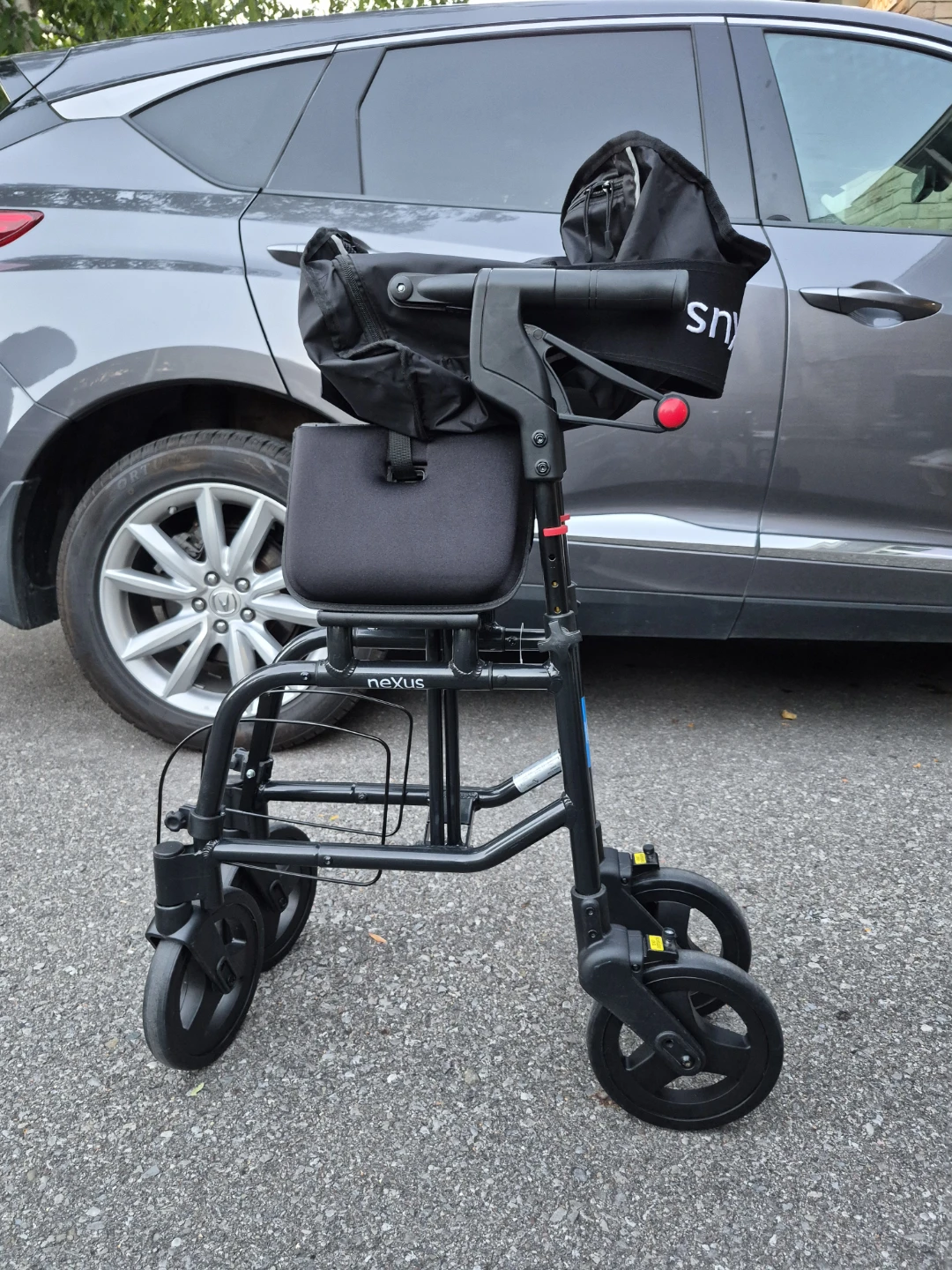NEXUS Walker with Seat and Bag
