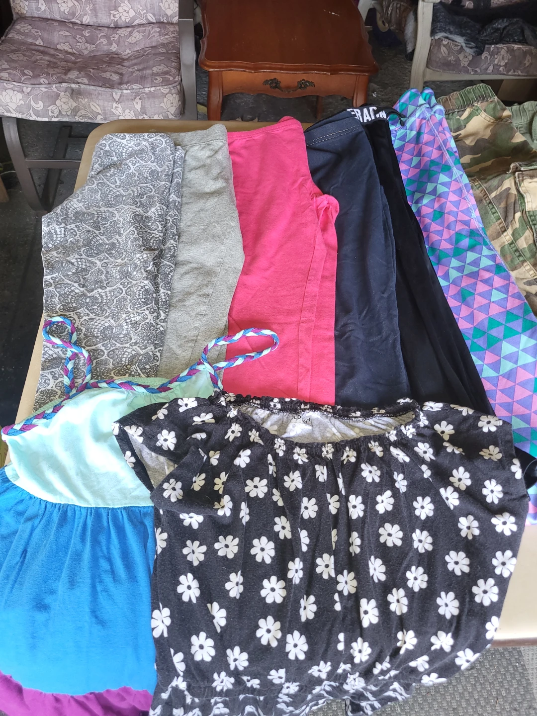 Girls Assorted pants and Capri - photo 2