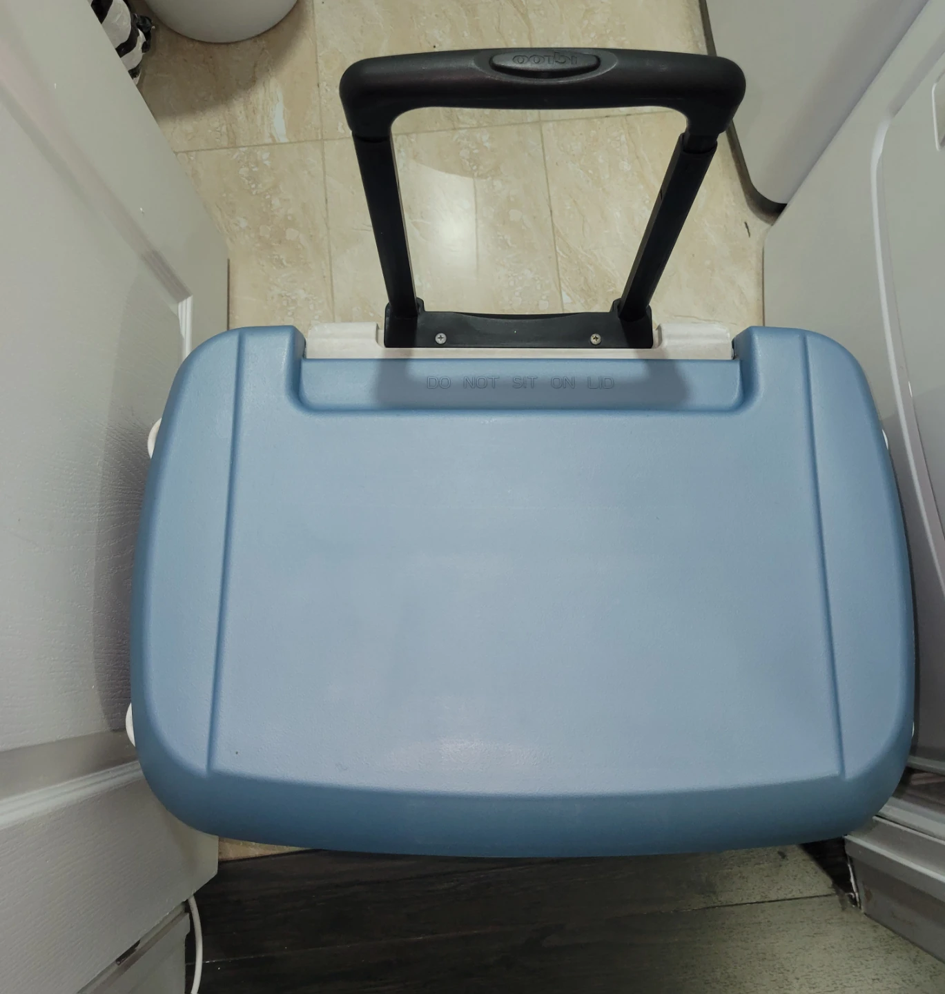 IGLOO ROLLING COOLER 62QTS - photo 5