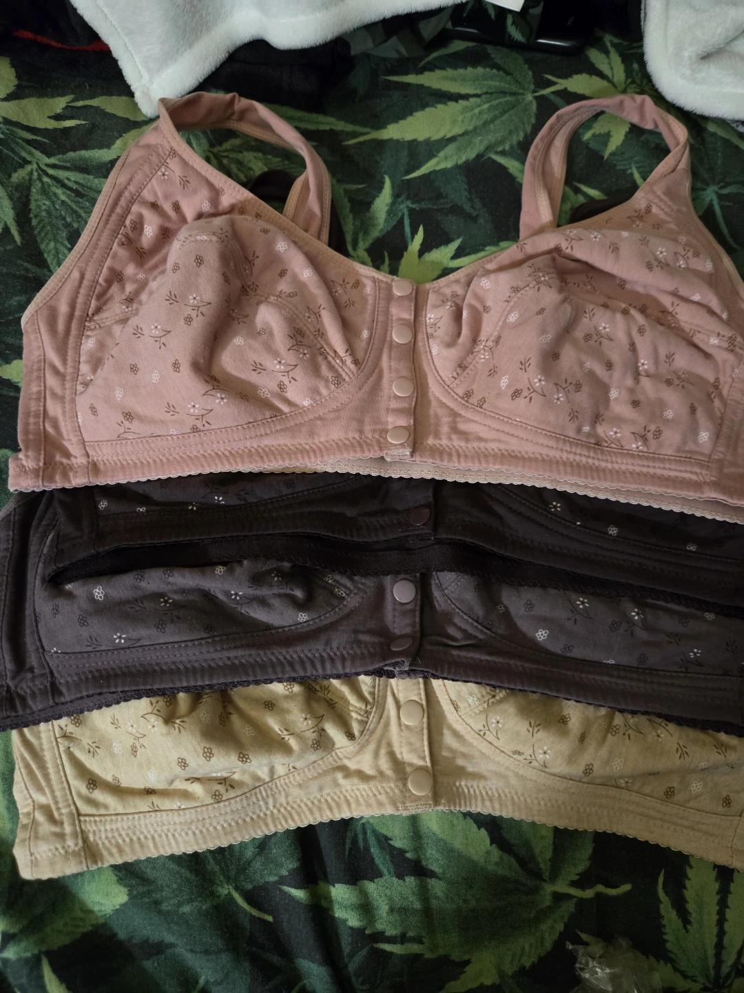 Set of 4 Women's Front-Button Bras 2XL