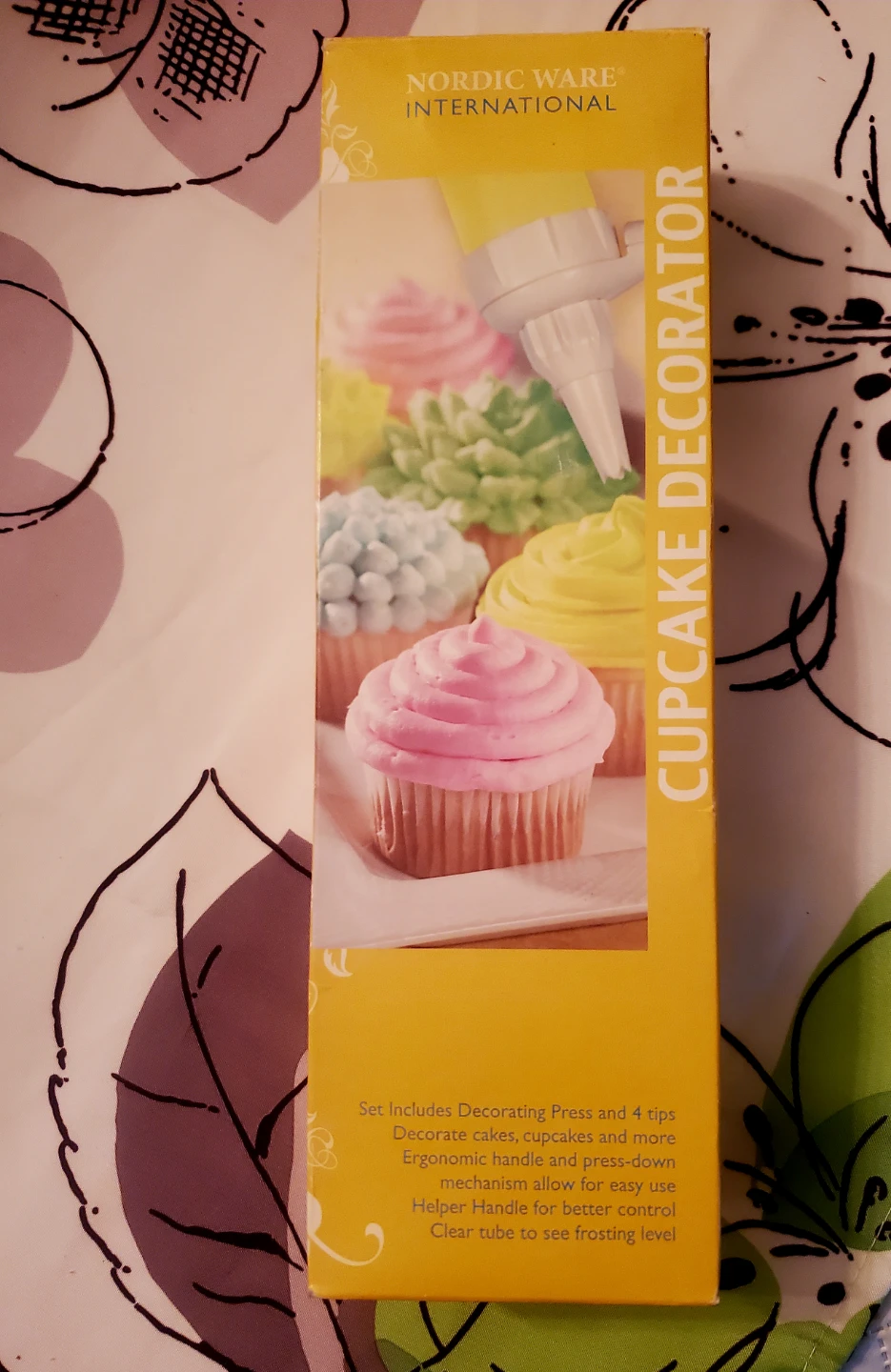 Cupcake Decorator