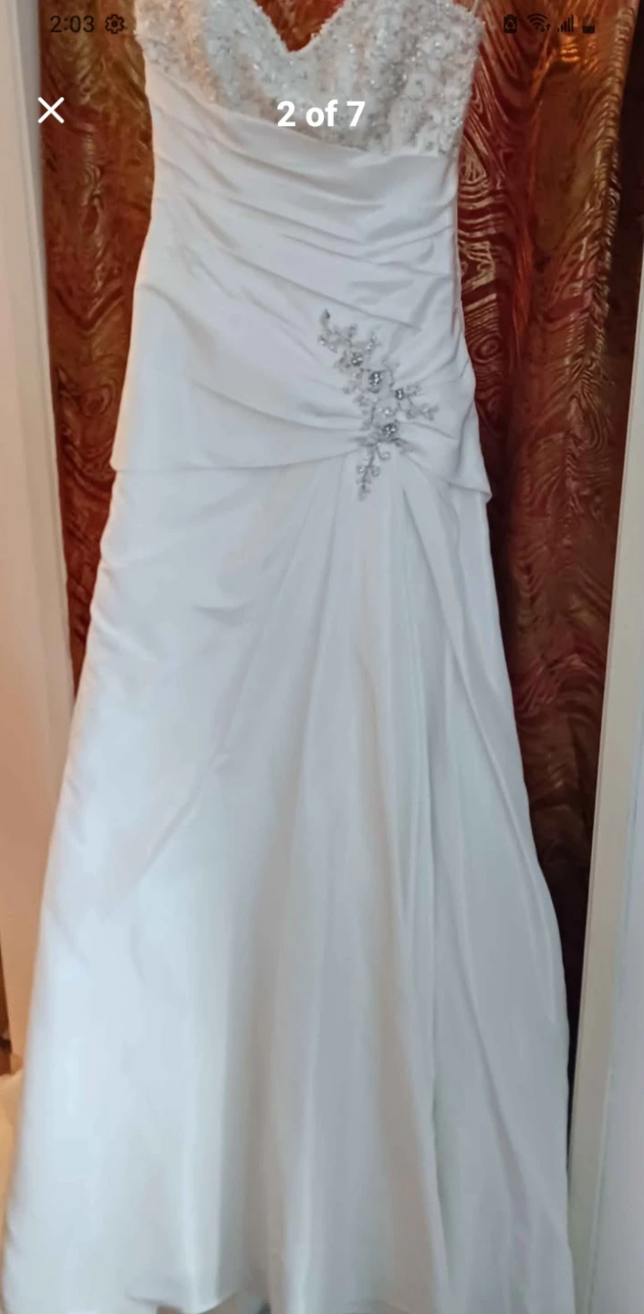 Size 10 - Maggie Sottero Classic Wedding Dress