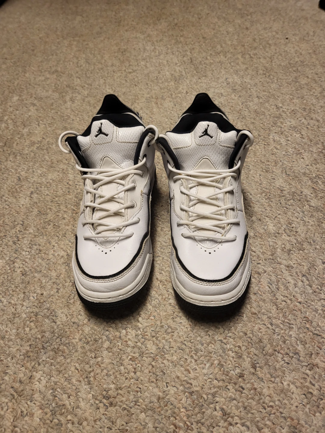 Jordan White and Black Basketball Shoes - photo 3