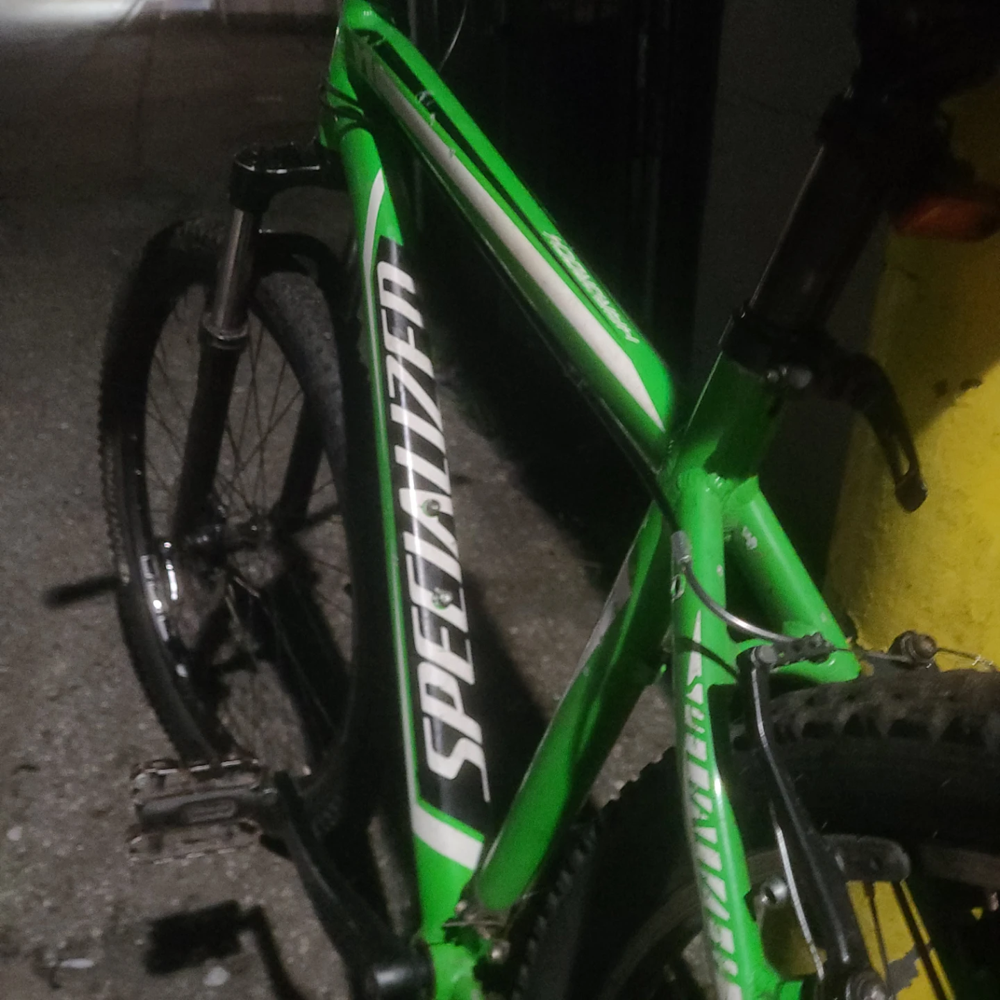 Specialized Hardrock | 27.5" Wheels | New Tires | $100