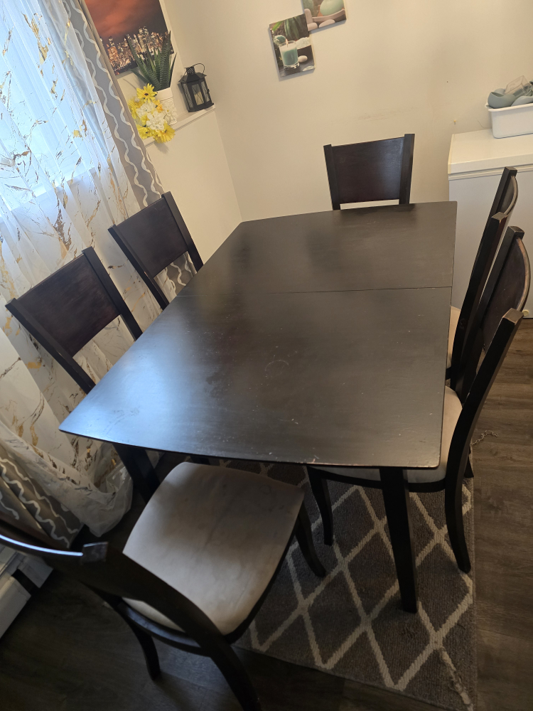 Dark Wood Dining Table and 5 Chairs Set - photo 2