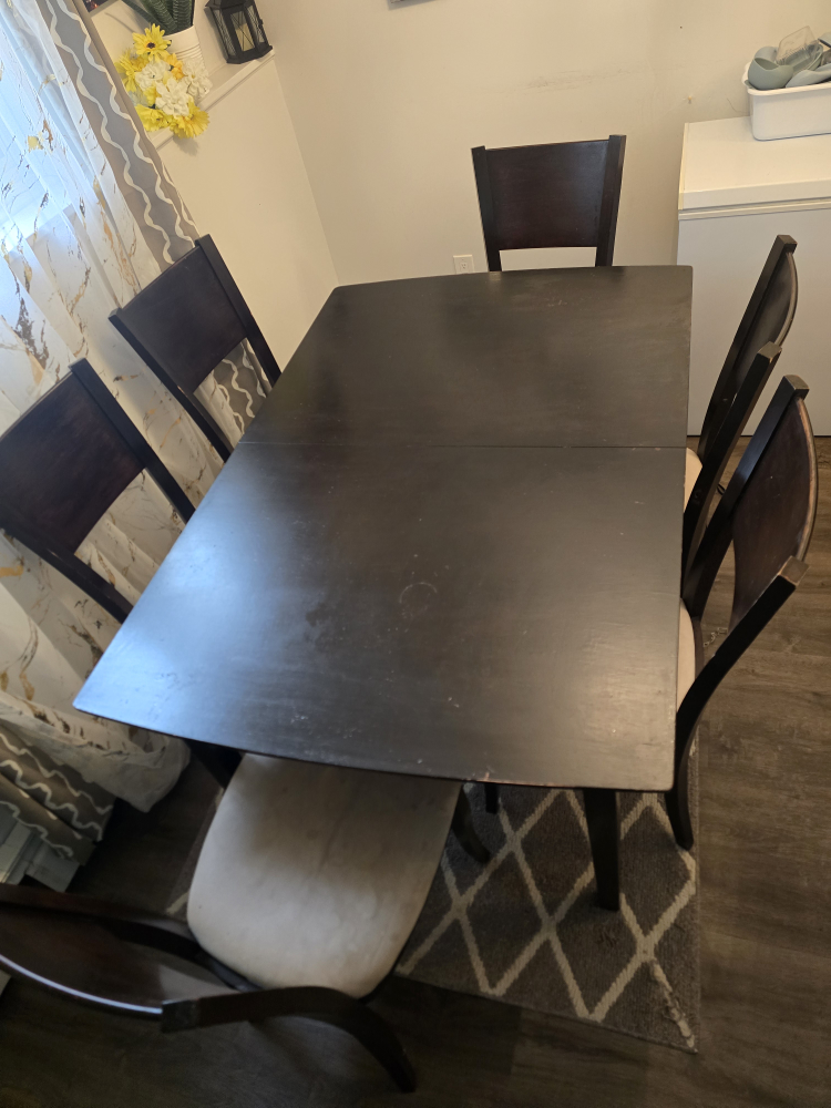 Dark Wood Dining Table and 5 Chairs Set - photo 3
