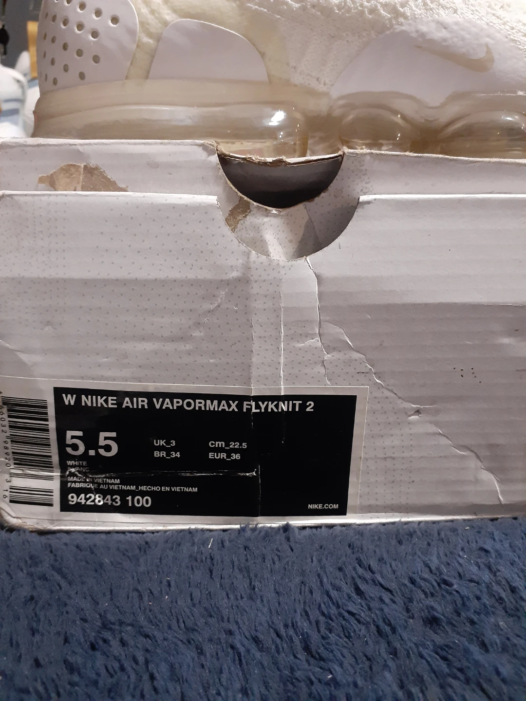 Nike Air VaporMax Flyknit 2 White Shoes Size 5.5 - photo 2