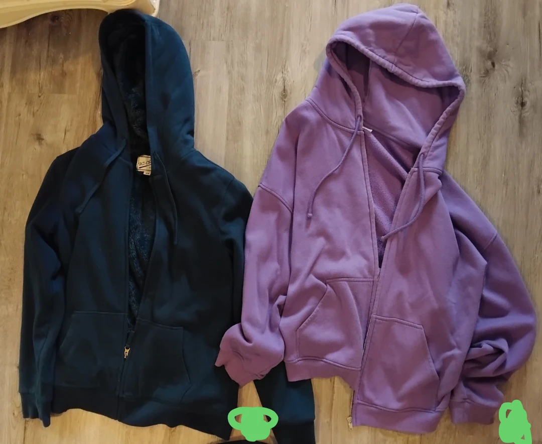 Assorted Women's Jackets and Hoodies - photo 3
