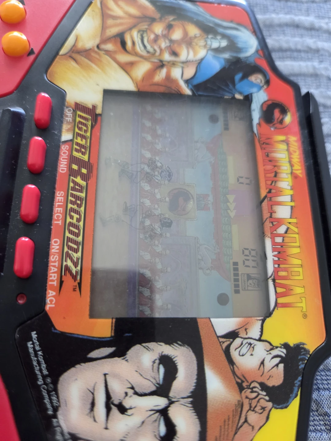 Vintage Tiger Electronics Mortal Kombat Handheld - photo 3