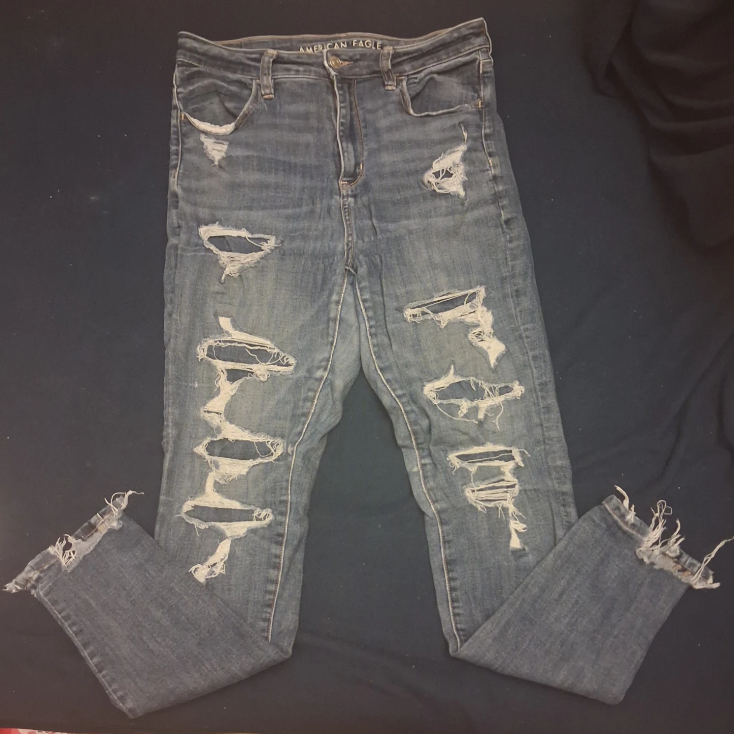 American Eagle Distressed Jeans