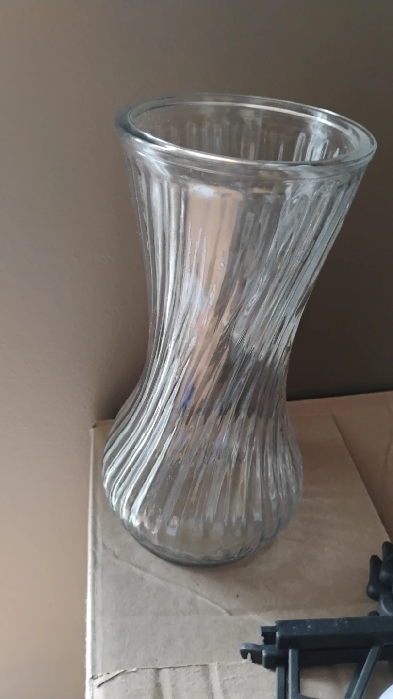 Clear Glass Ribbed Vase