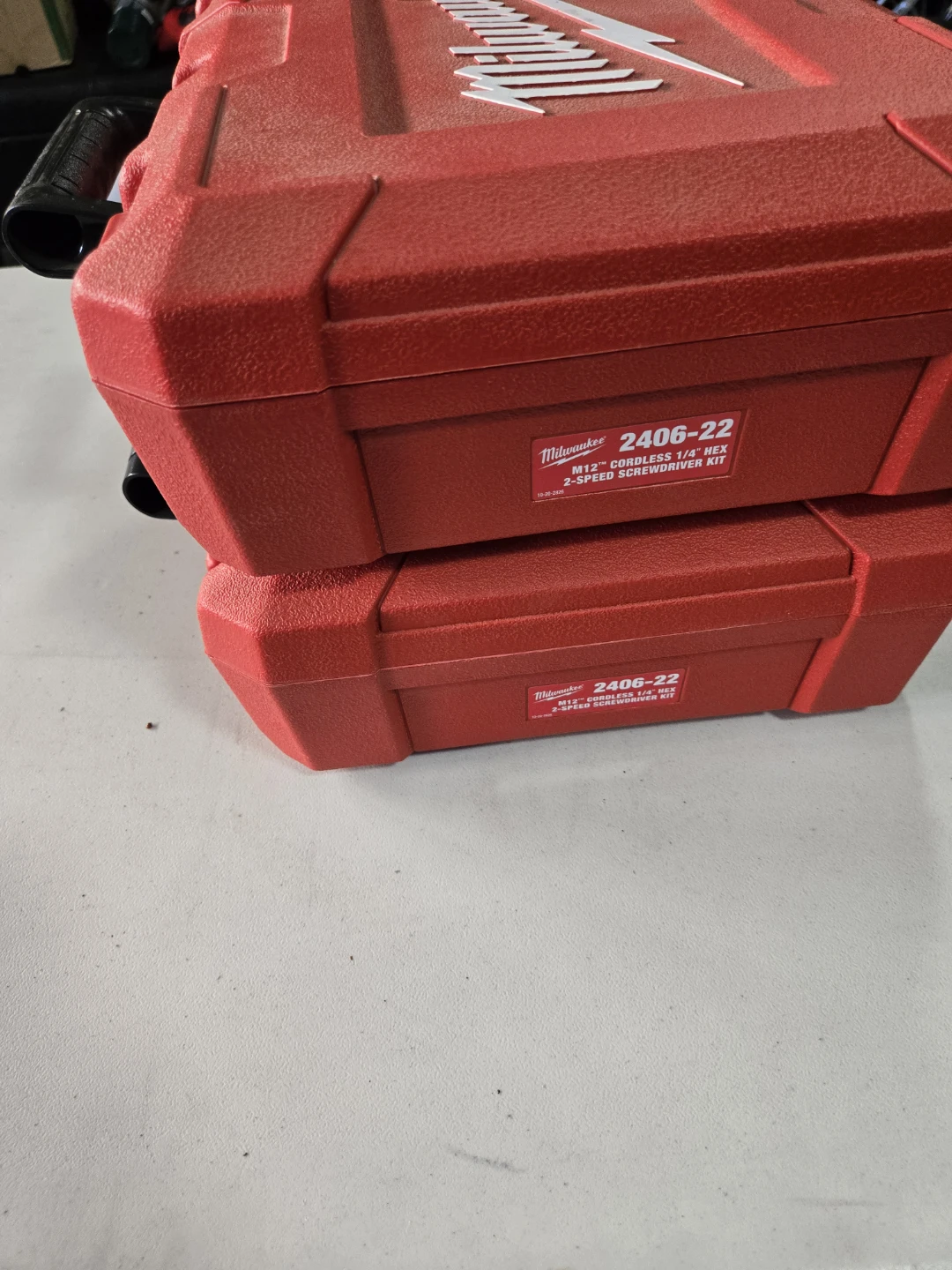 2 Milwaukee M12 Screwdriver Kit Case and Charger - photo 5