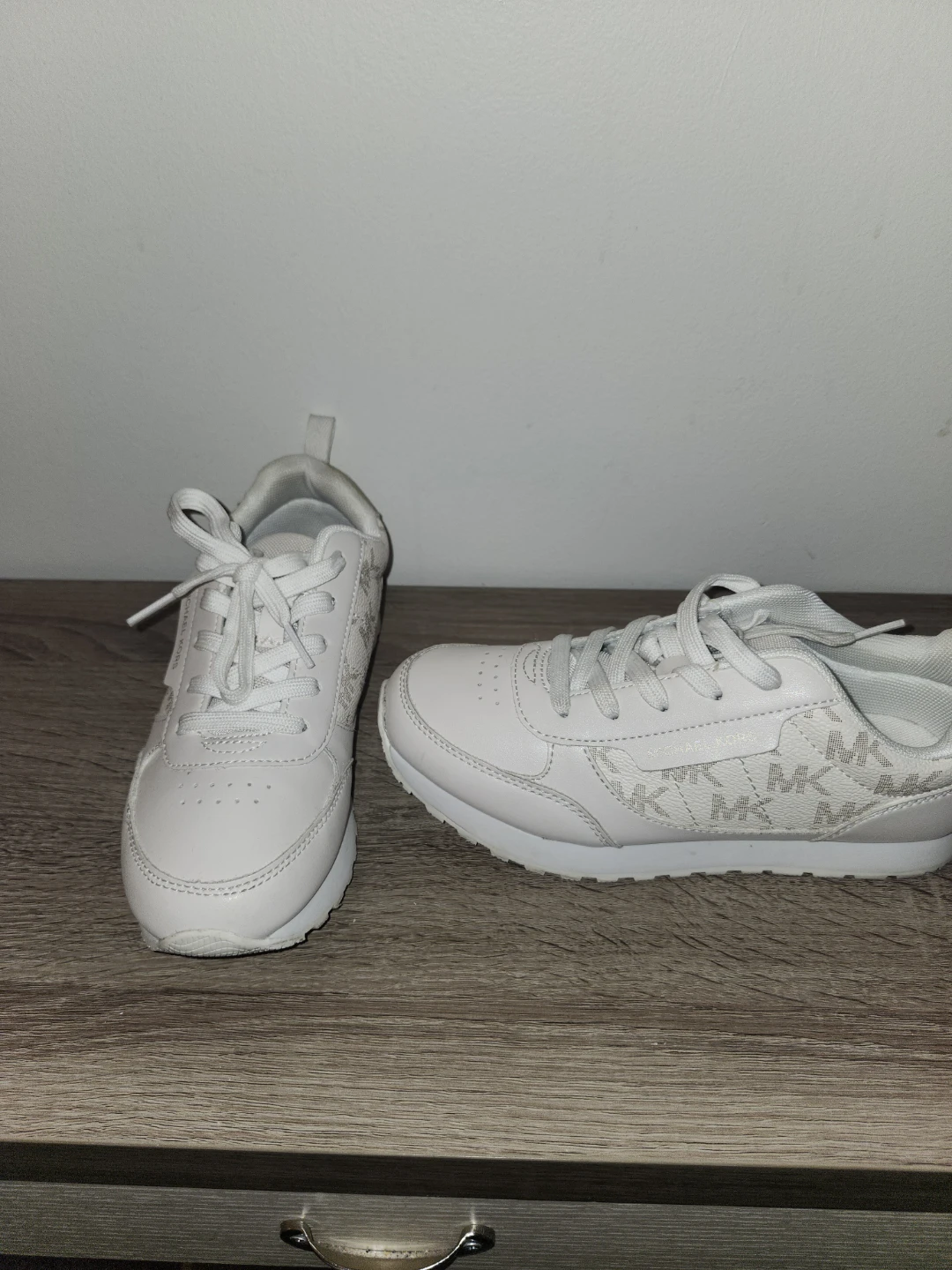 Michael Kors Landry Sneakers White Size 4 - photo 2