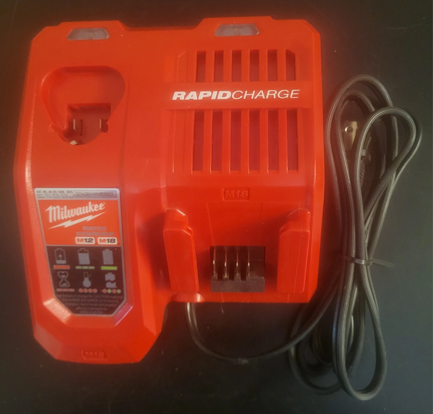 Milwaukee M12/M18 Lithium-ion Battery Rapid Charger