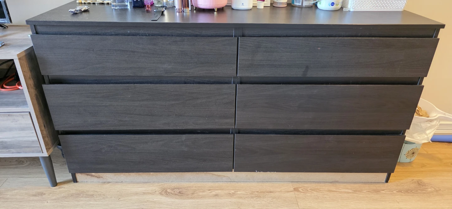 6 drawer Dresser
