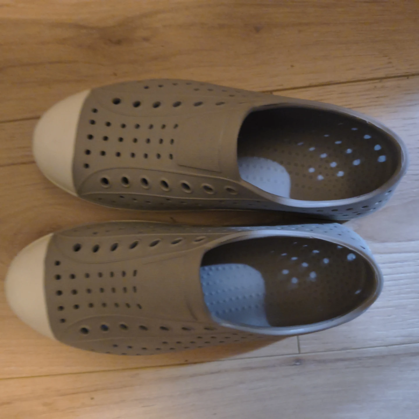 Grey Perforated Slip-On Shoes Size 37 - photo 2