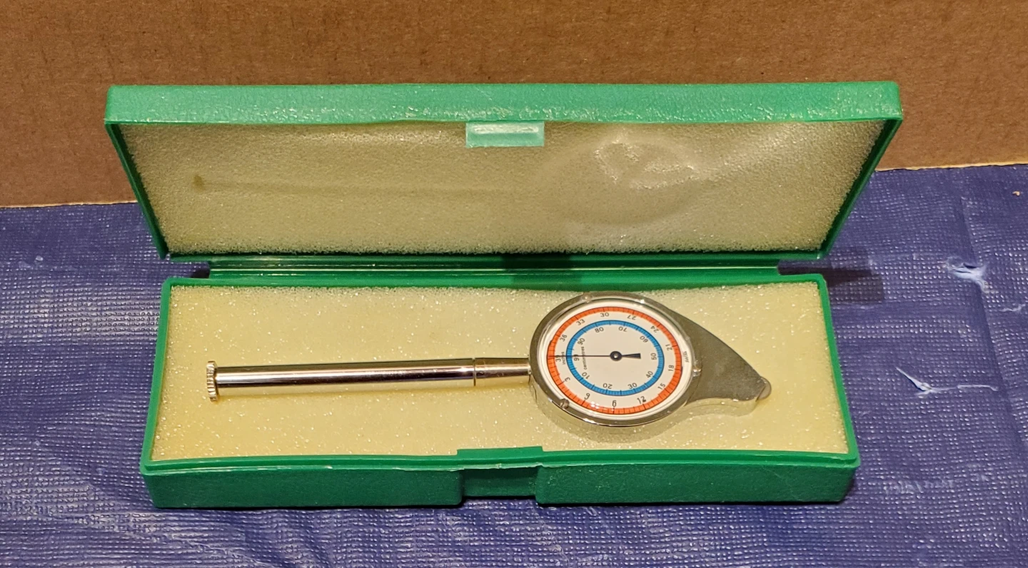 Swiss Made Map Measurer