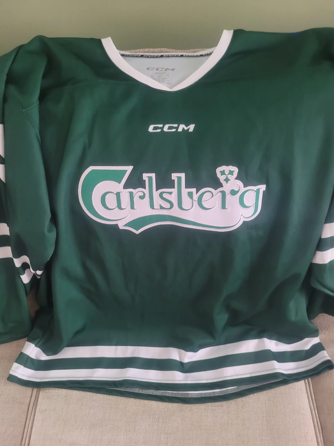 Ccm carslberg hockey jersey🏈