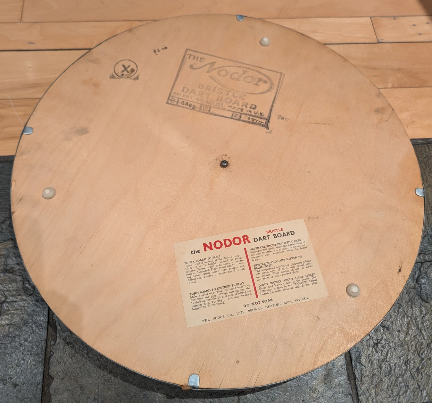 Nodor Bristle Dart Board - photo 2