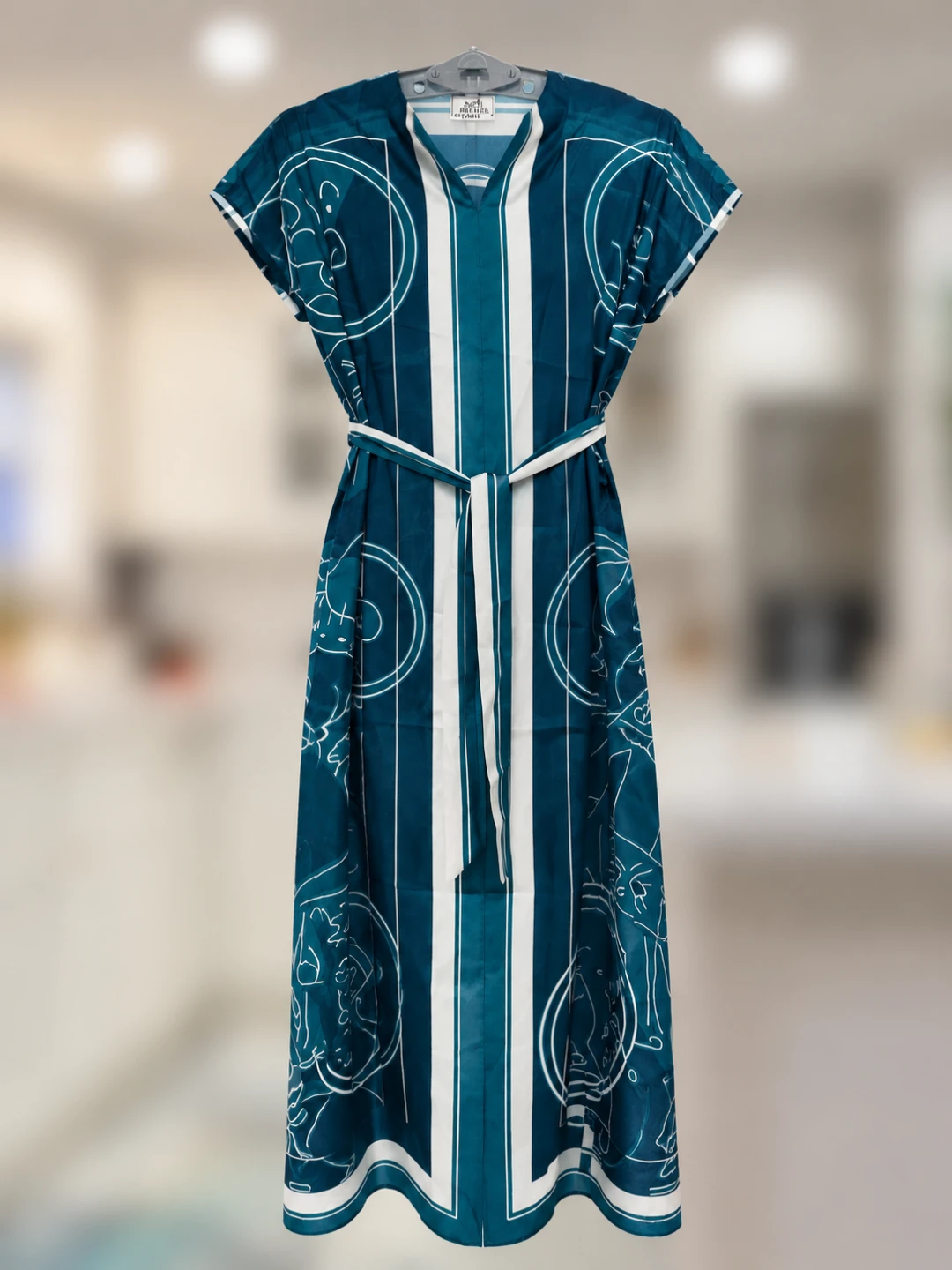 Variety of Designer Women Clothing - photo 2