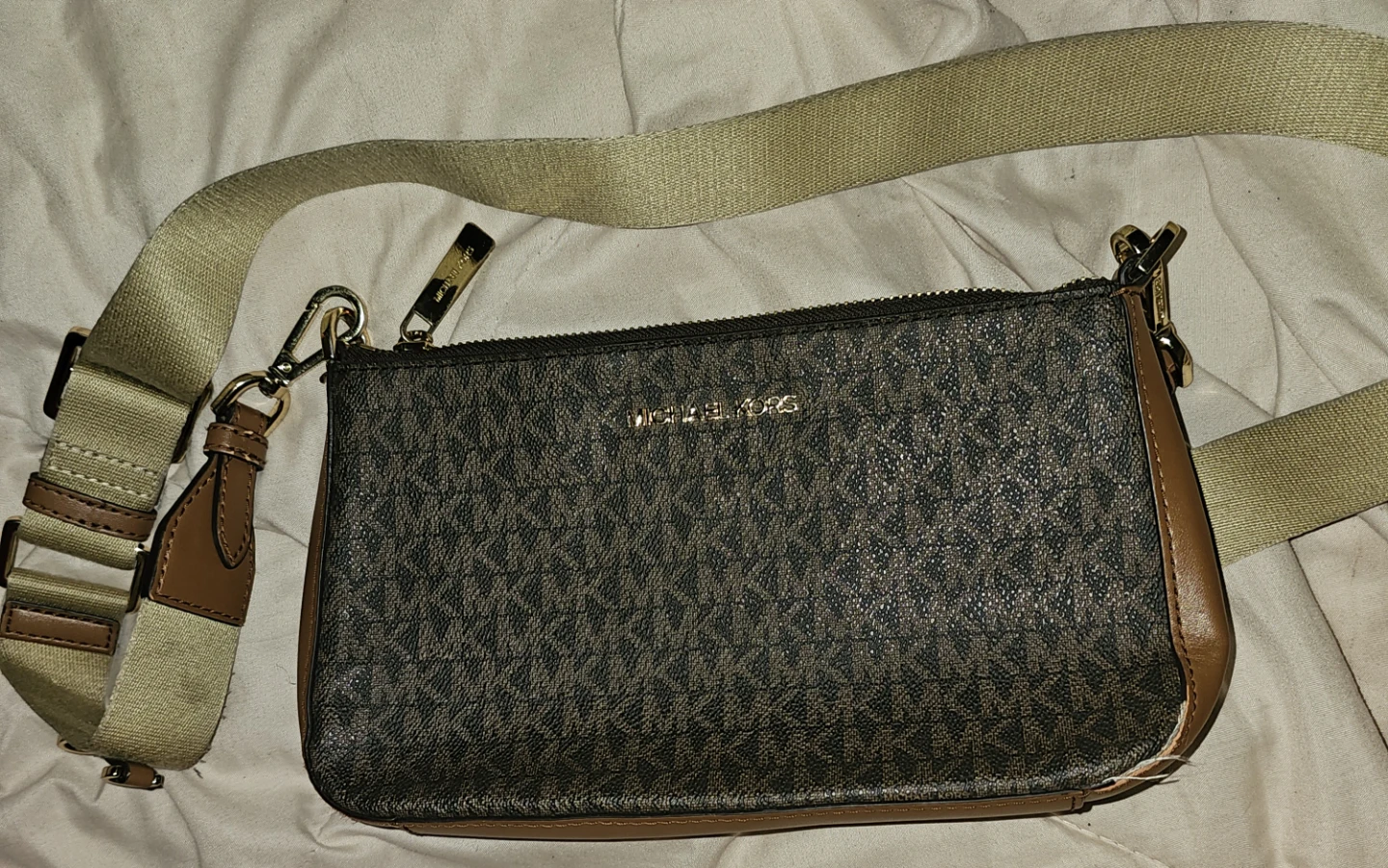 Michael Kors Signature Logo Crossbody Bag