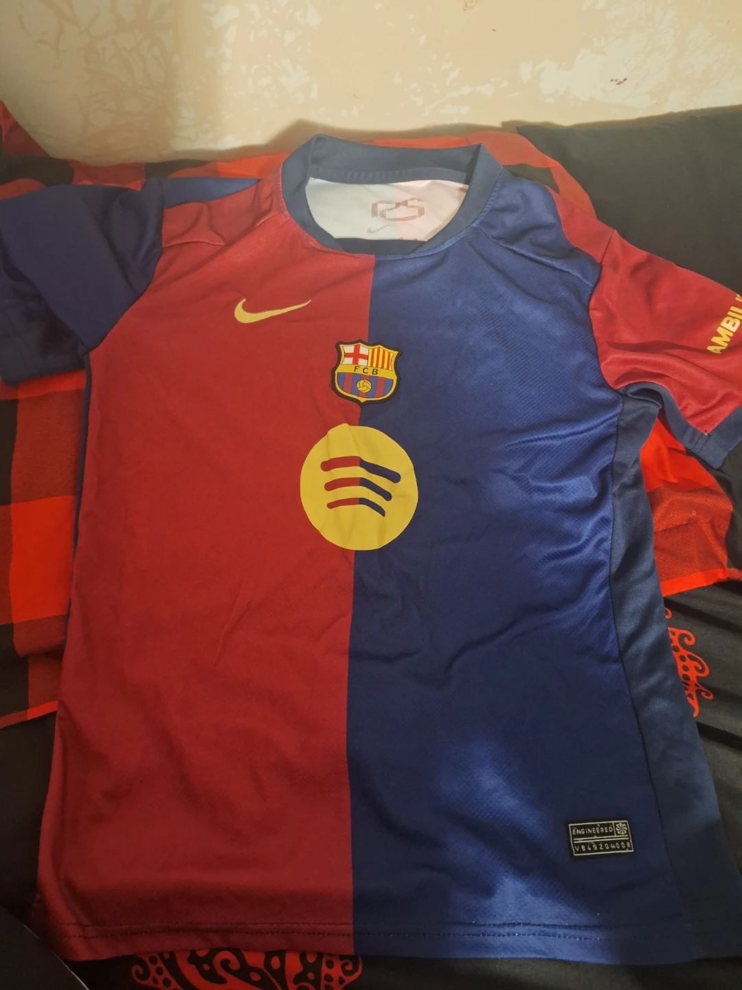 Barcelona 24/25Lamine Yamal Jersey Age 10-13