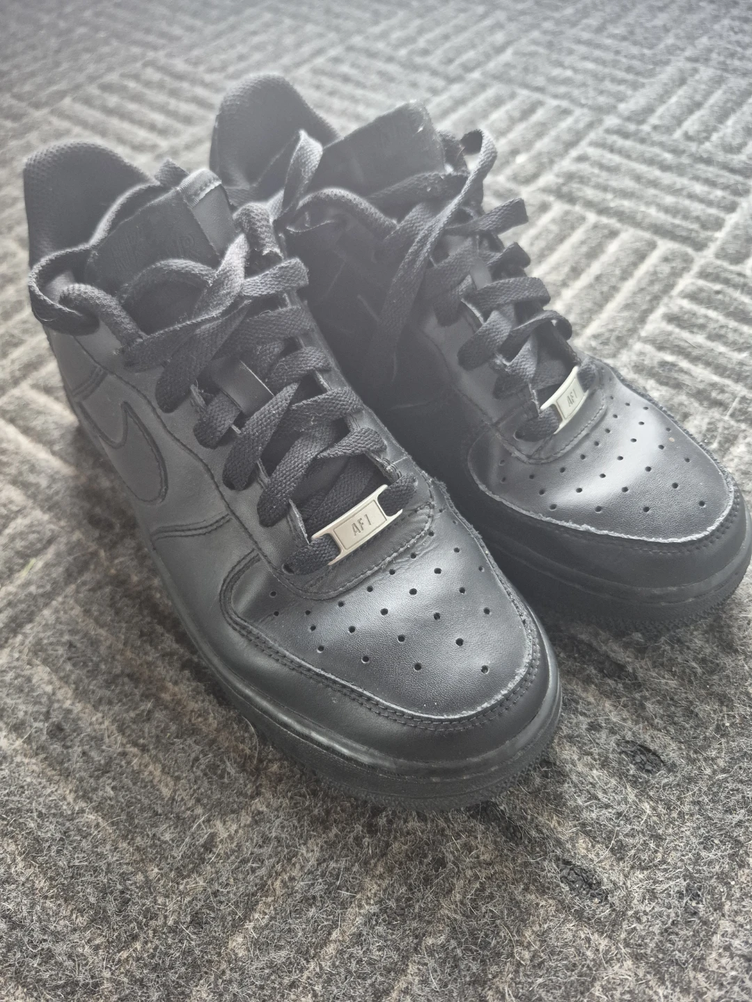 Nike Air Force 1 Black 6y
