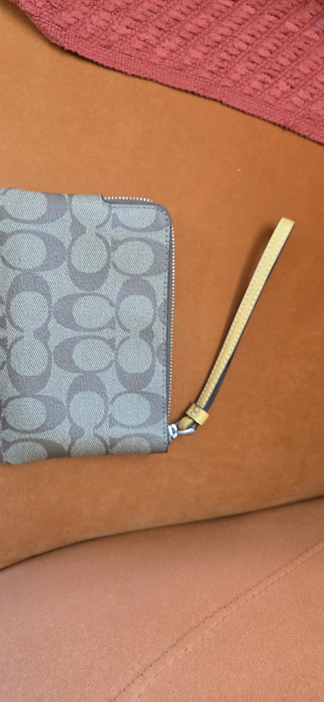 Coach Signature Canvas Wristlet - photo 3