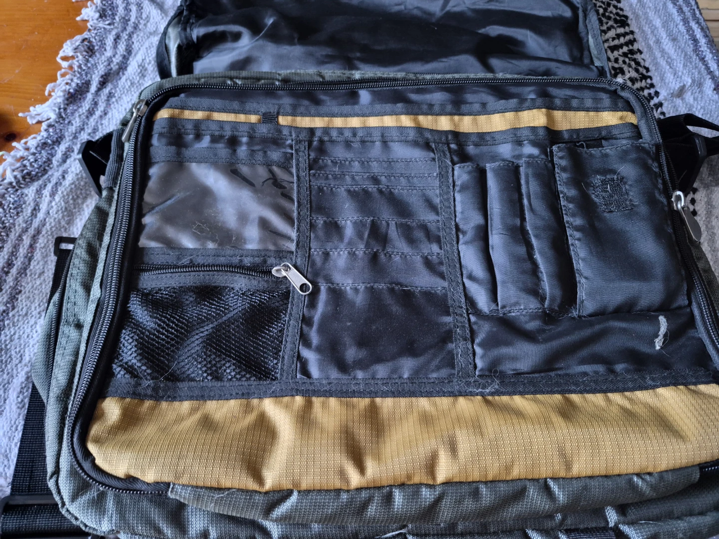 Multi-Compartment  laptop Messenger Bag