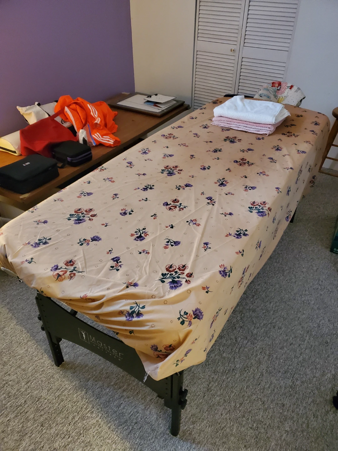 Free Master Massage Equipment portable massage table