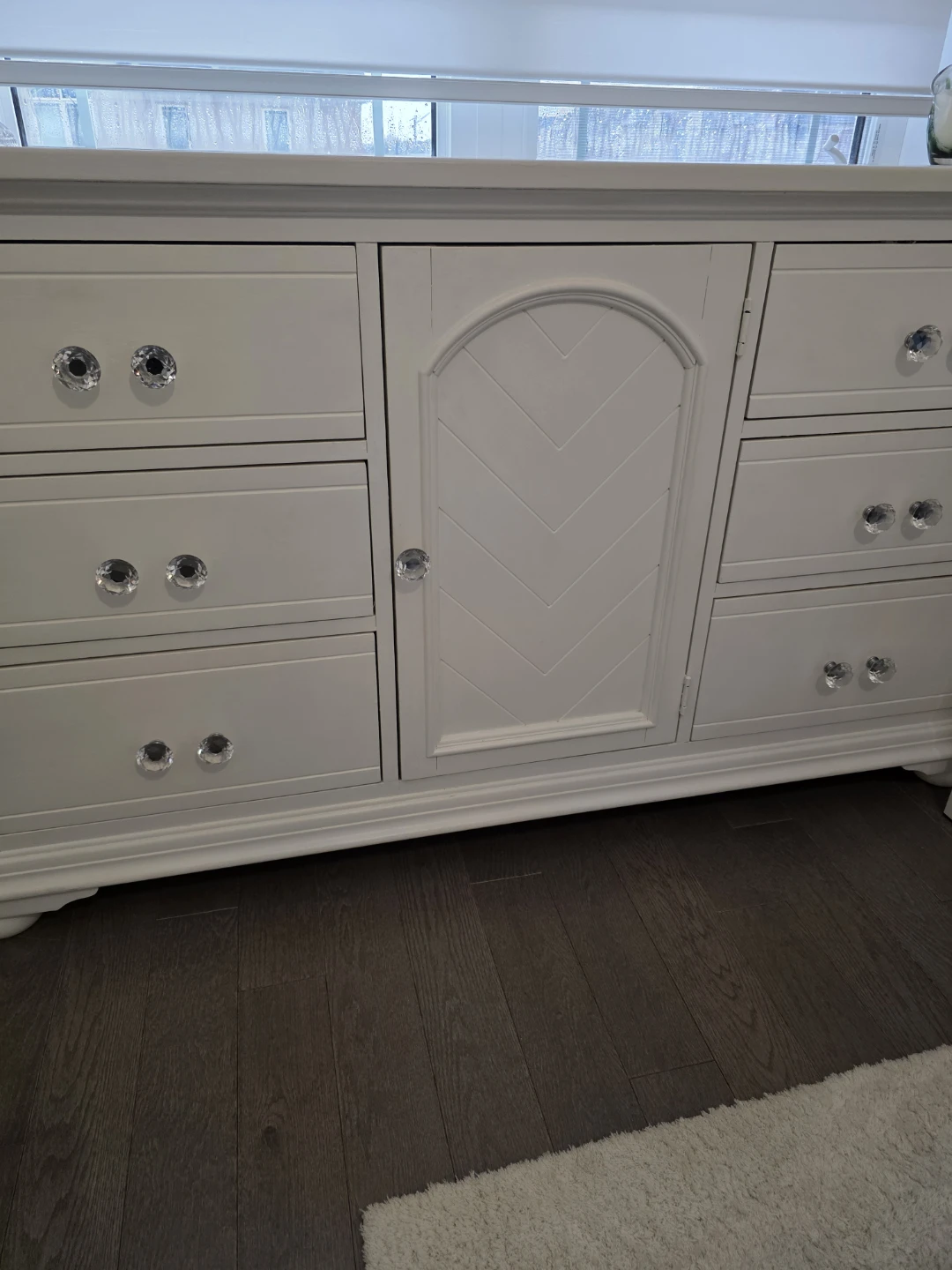 White Bedroom Set with Crystal Knobs