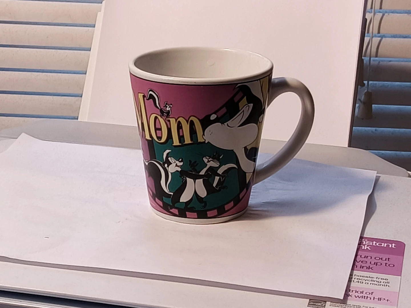Vintage 1999 Peppe Le Pew and Penelope Coffee Cup - photo 2