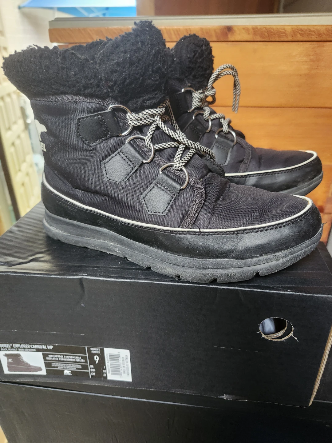Sorel Explorer Women's Winter Boots size 9 - photo 2
