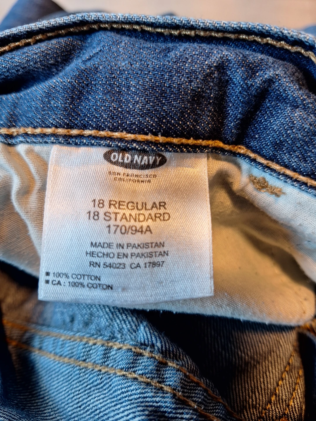 Old Navy Boyfriend Jeans Size 18 Regular - photo 3