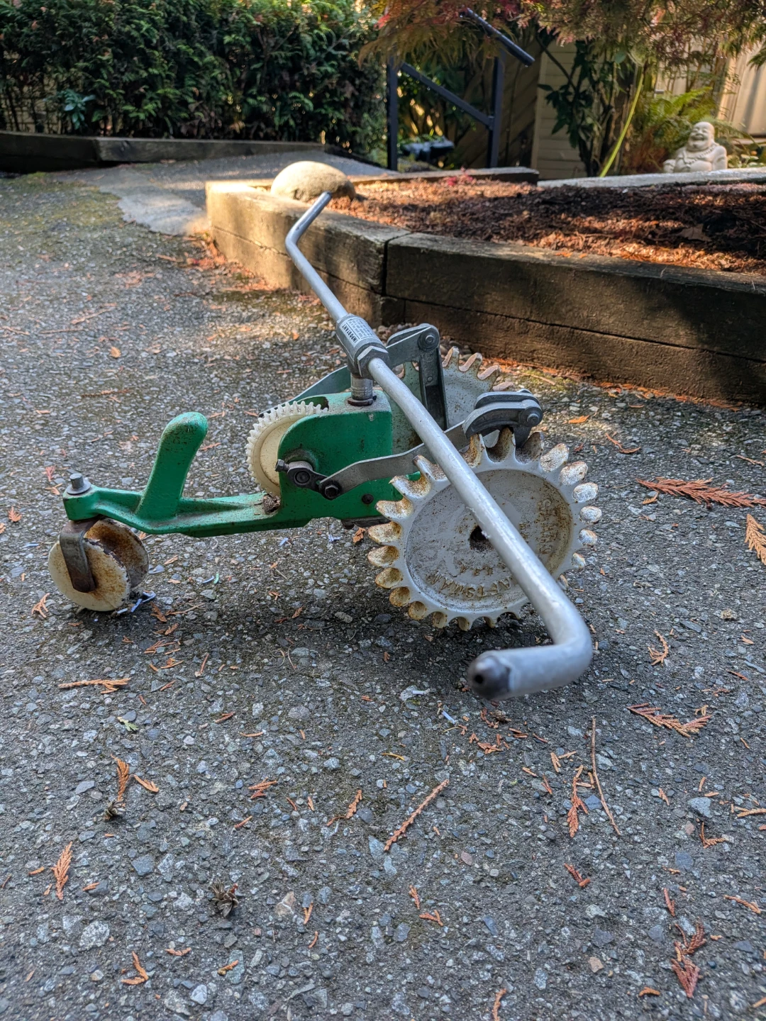 Craftsman Traveling Lawn Sprinkler - photo 2