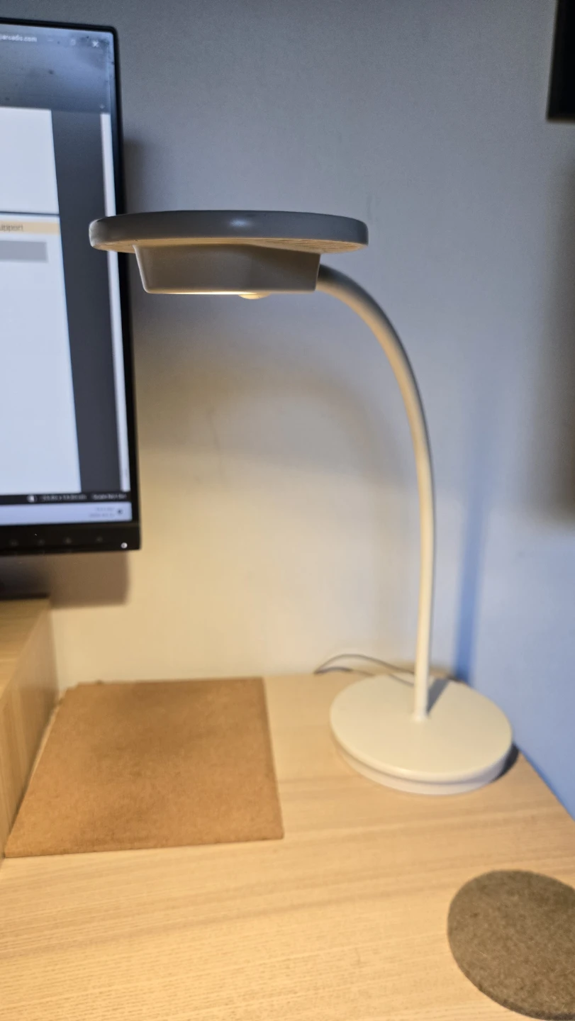 Herman Miller white desk lamp - photo 2