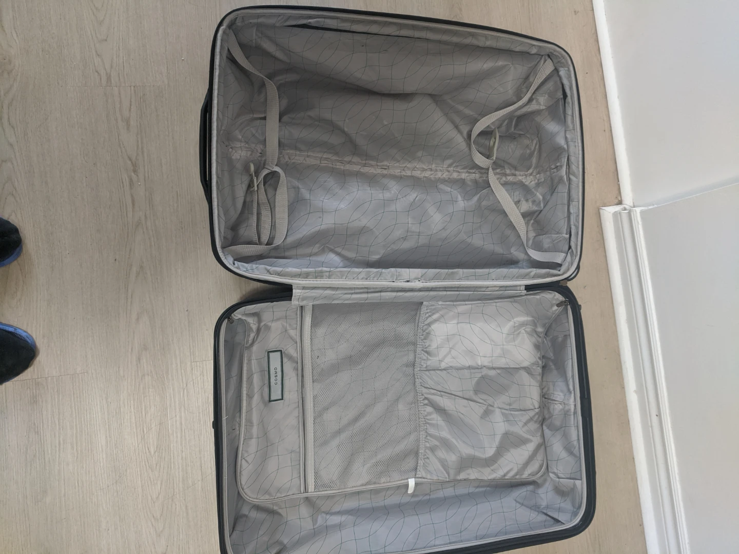 Cosmo Hardside Spinner Luggage - photo 5