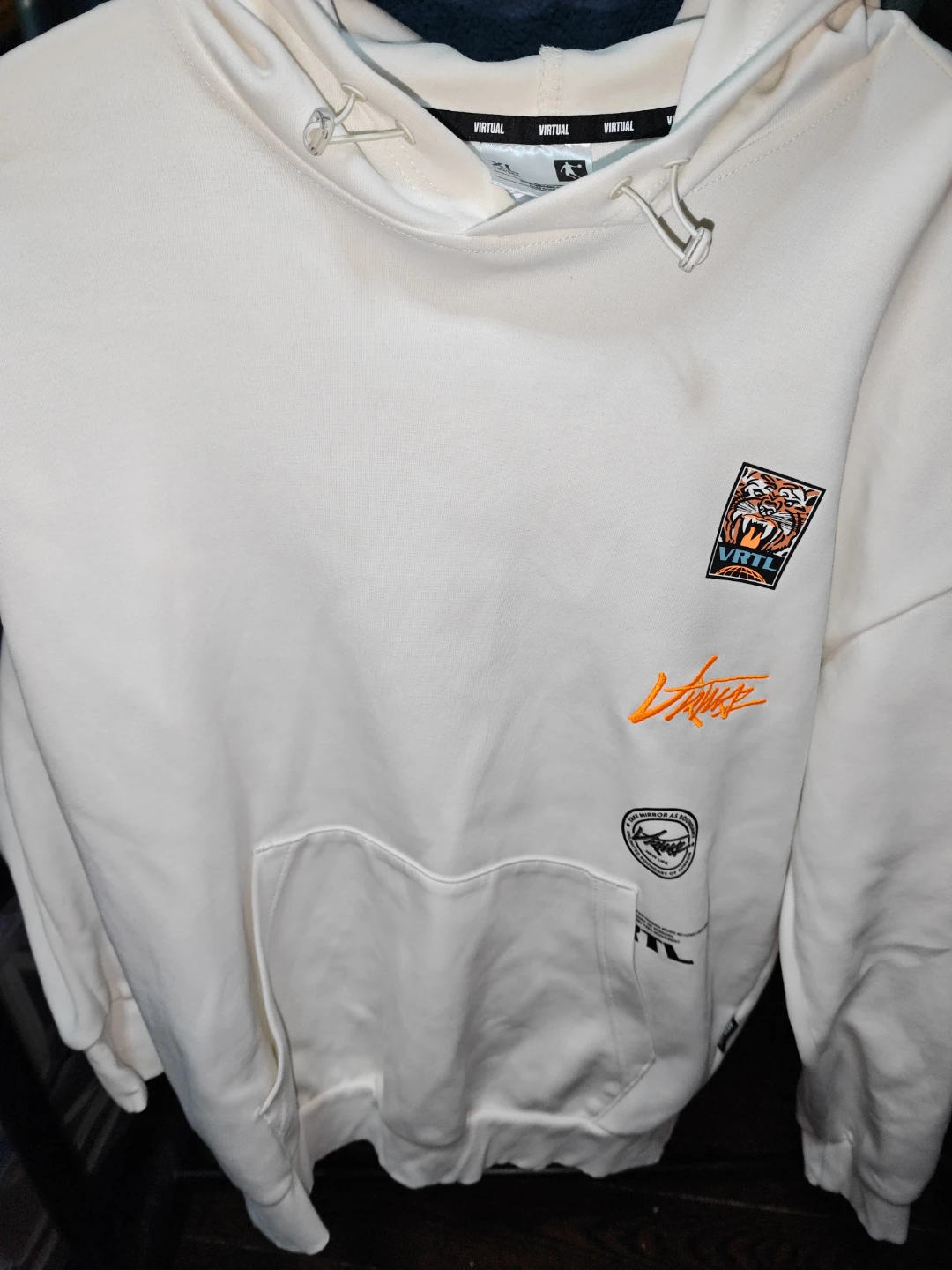 Virtual Hoodie - photo 2
