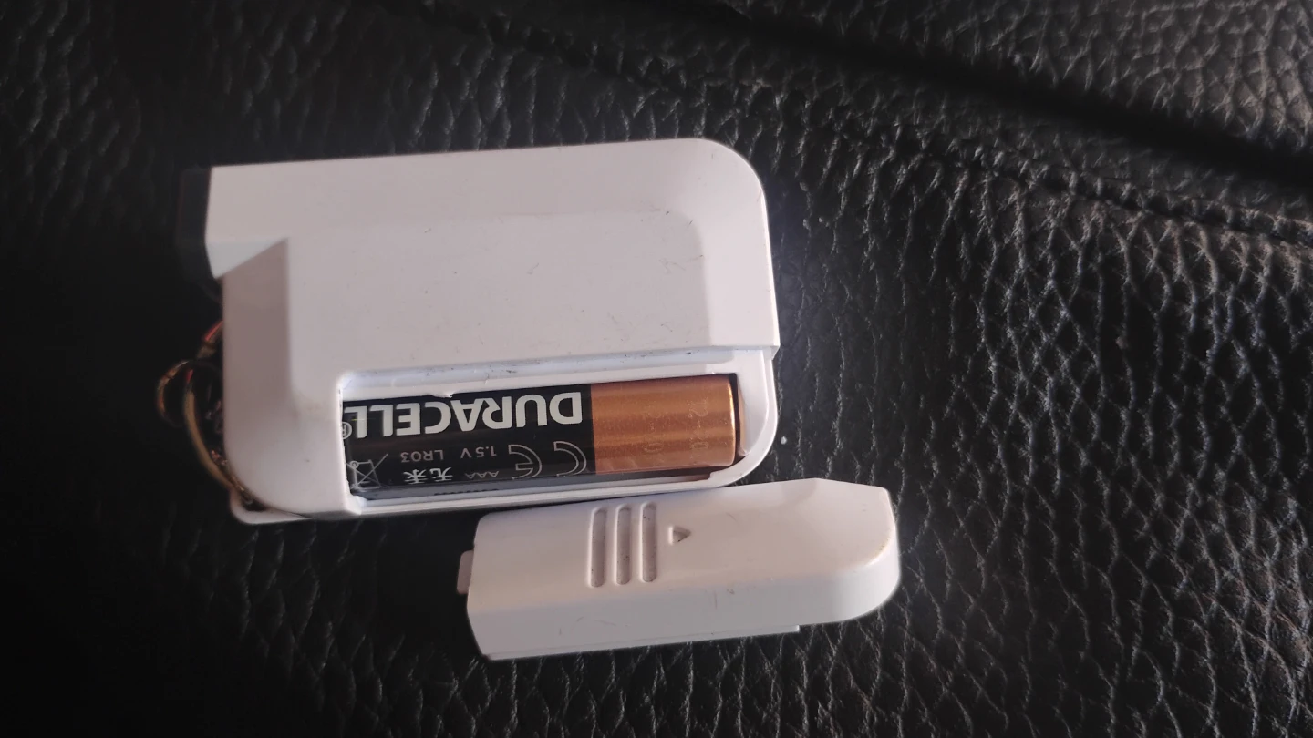 BACtrack C6 Keychain Breathalyzer - photo 2