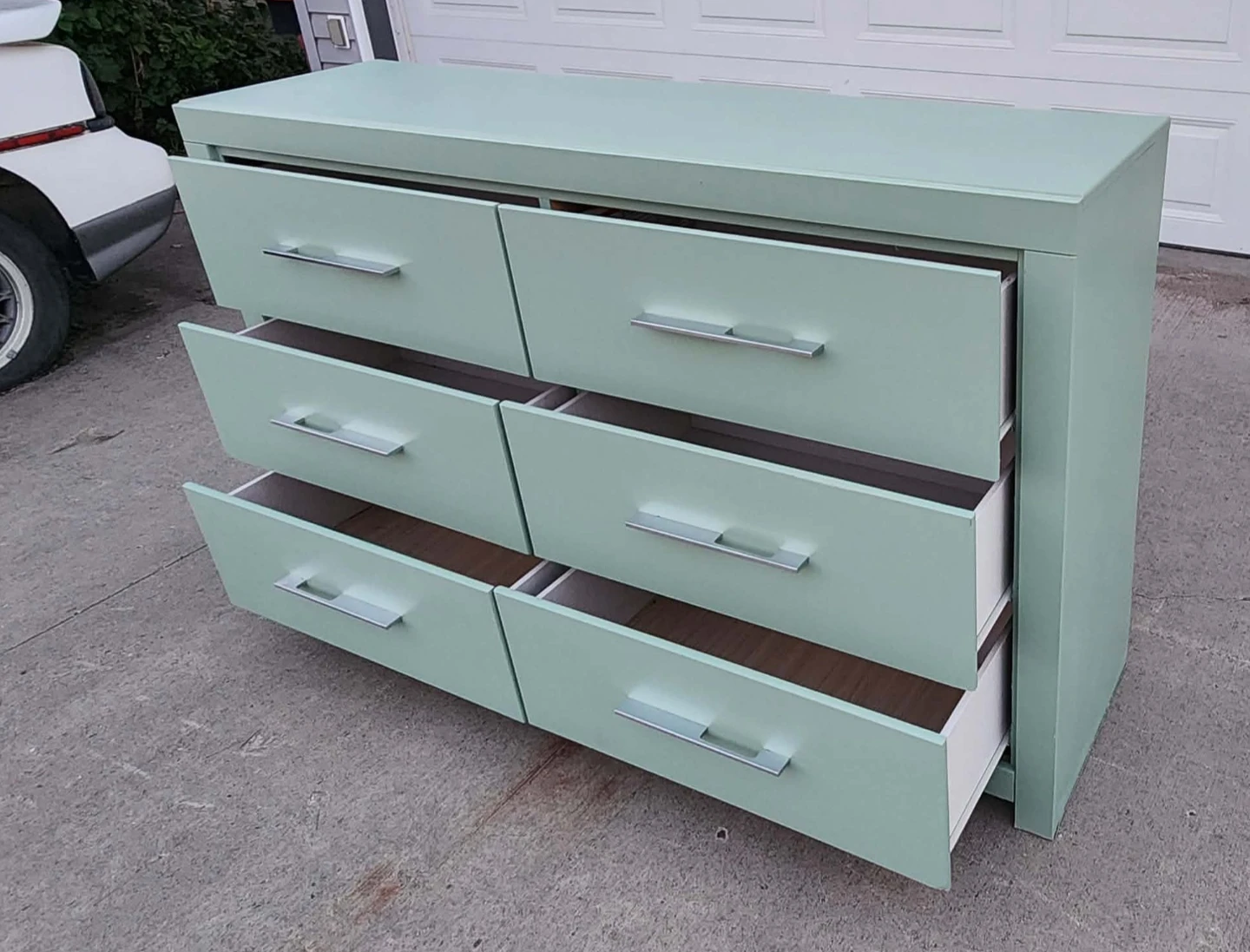 Light Green 6-Drawer Dresser - photo 3