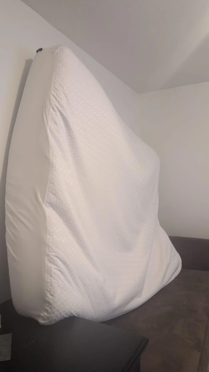 Queen size bed mattress