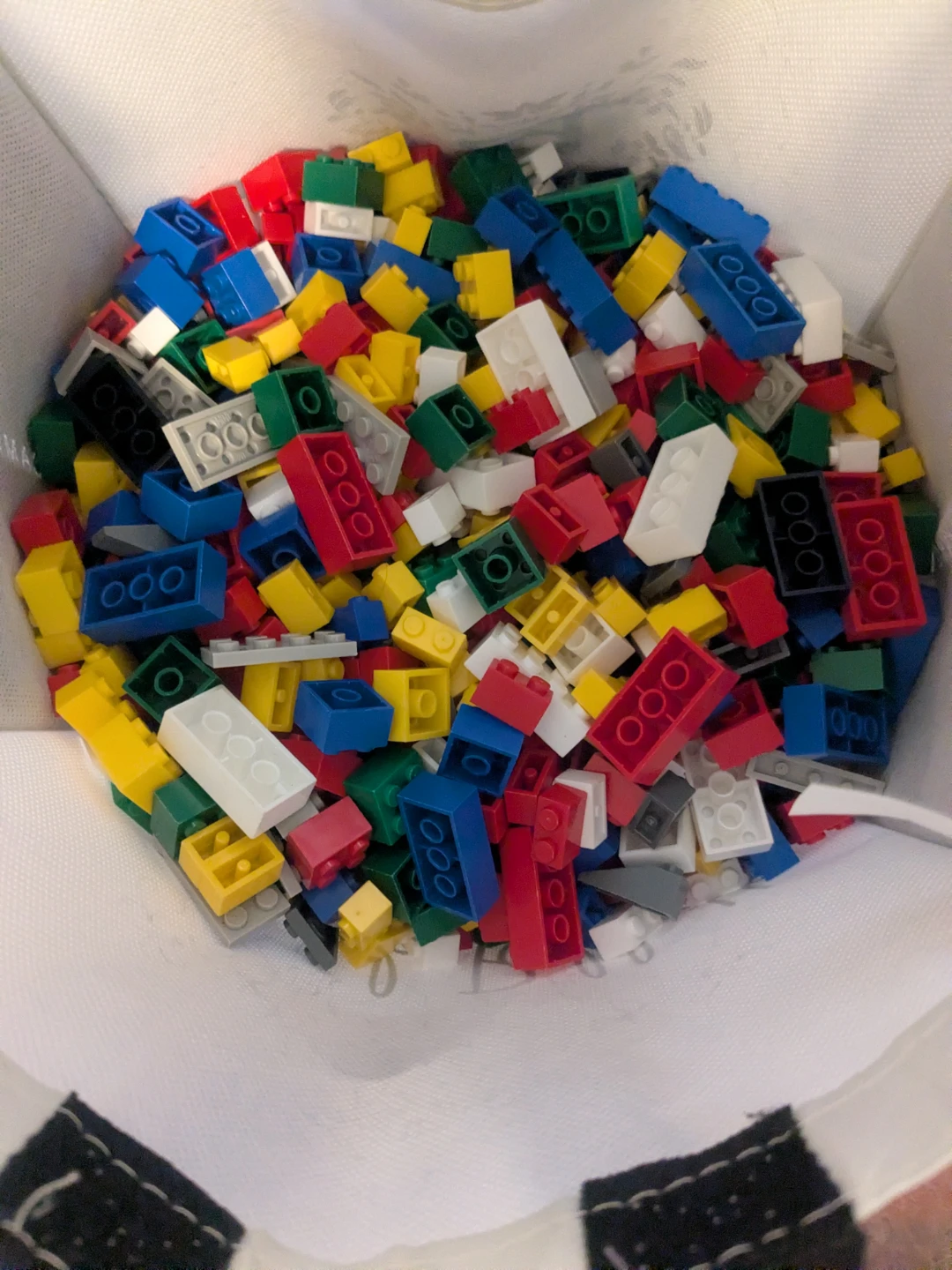 4.4lbs Large assortment of Mega bloks - photo 2