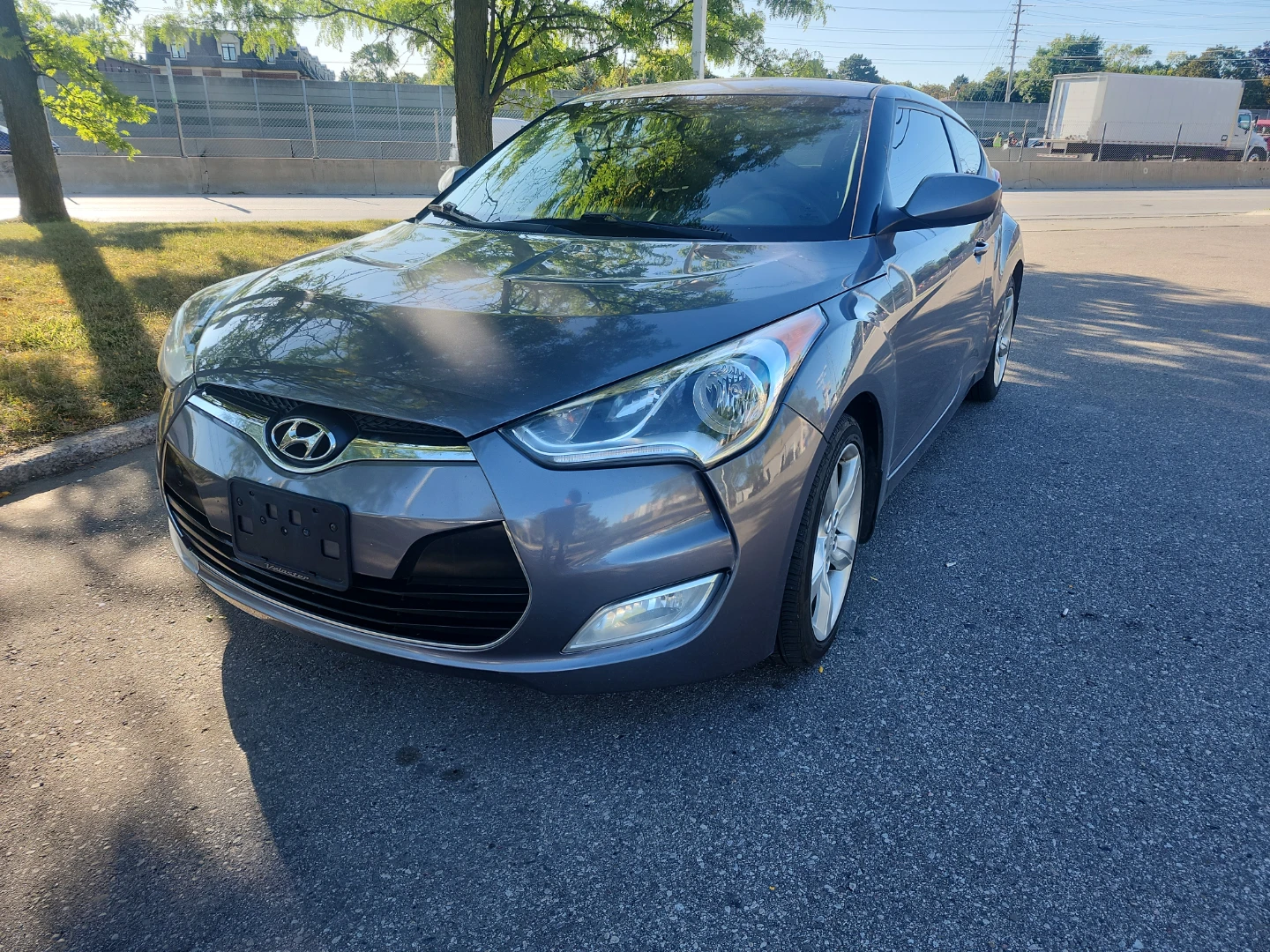 2013 Hyundai Veloster CLEAN CARFAX - photo 3