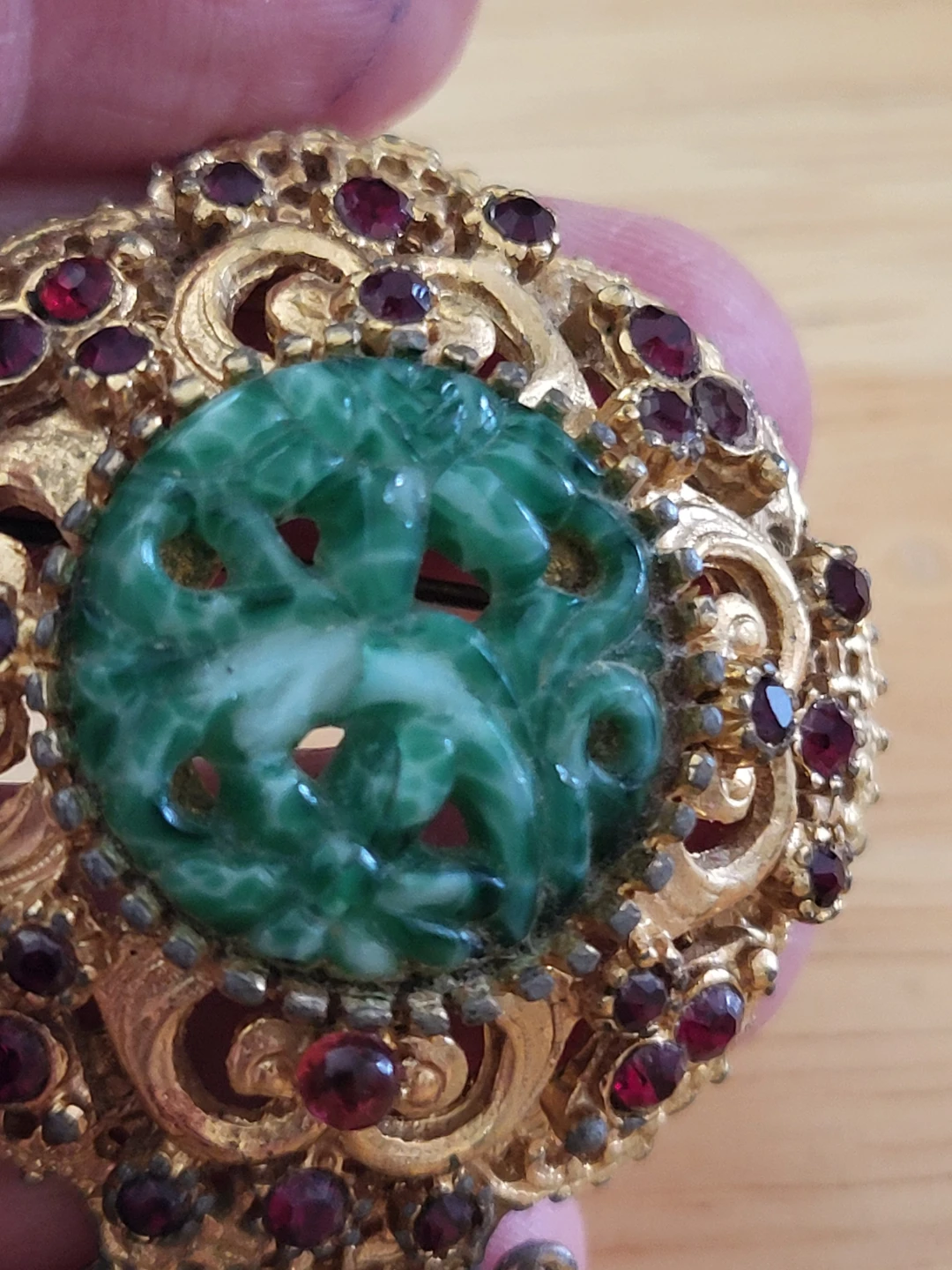 Vintage Gold Tone Brooch with Green Stone - photo 2